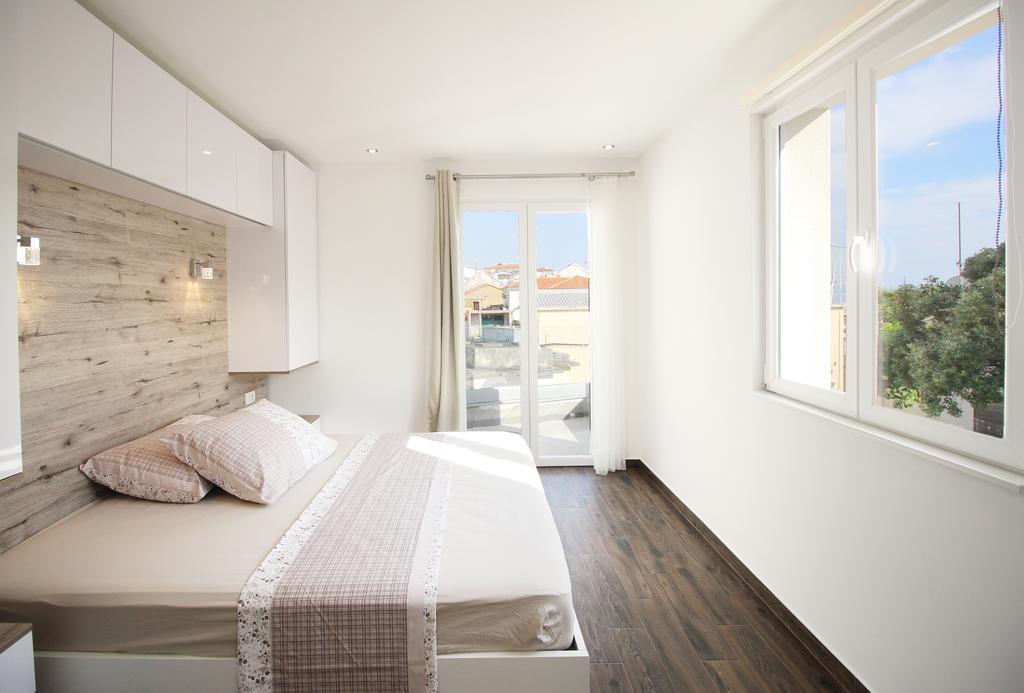 Villa Lile Baška Voda エクステリア 写真