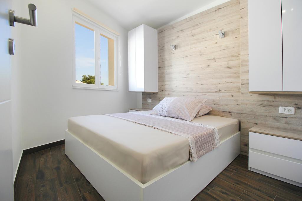Villa Lile Baška Voda エクステリア 写真